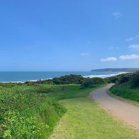 Lakeside Retreat At The Bay Filey, Sleeps 4, 2 Non-Shedding Dogs Welcome For Free Eksteriør bilde