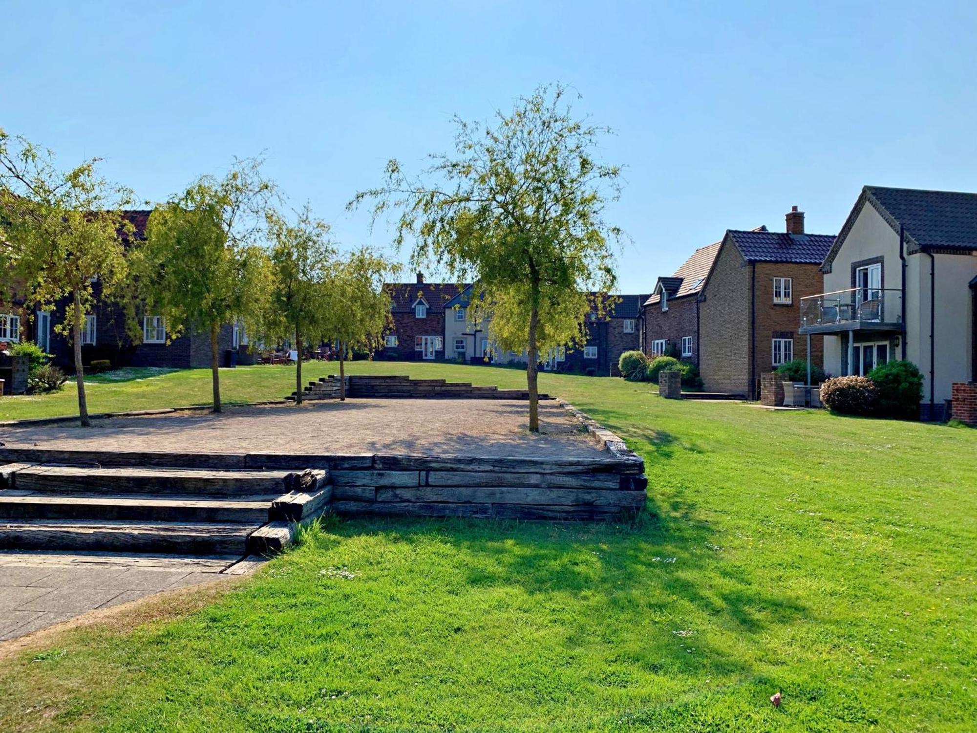 Lakeside Retreat At The Bay Filey, Sleeps 4, 2 Non-Shedding Dogs Welcome For Free Eksteriør bilde